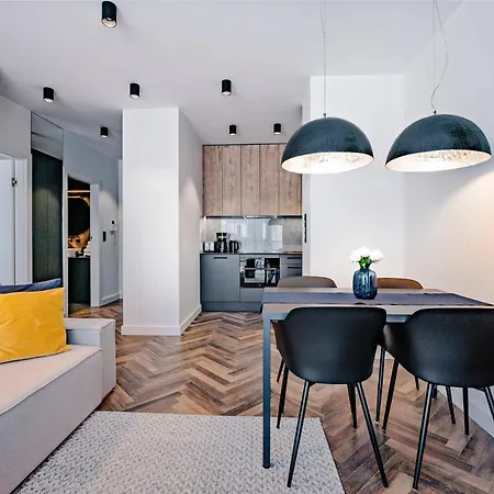 Mira Residence Poznan Old Town & Parking Appartement Poznań
