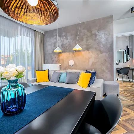 Mira Residence Poznan Old Town & Parking *
