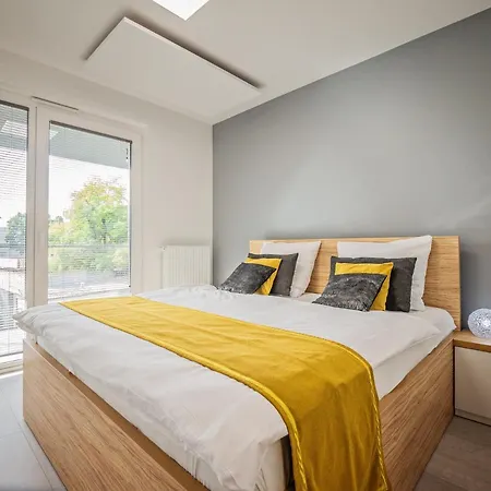 Mira Residence Poznan Old Town & Parking