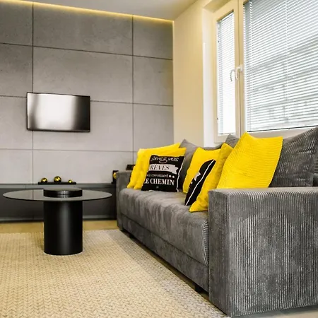 Mira Residence Poznan Old Town & Parking Appartement