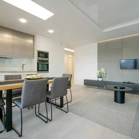 Mira Residence Poznan Old Town & Parking Appartement *