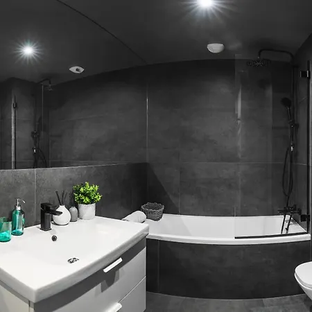 Mira Residence Poznan Old Town & Parking Appartement Poznań