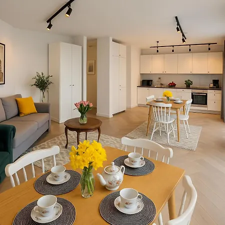 Mira Residence Poznan Old Town & Parking Appartement Poznań