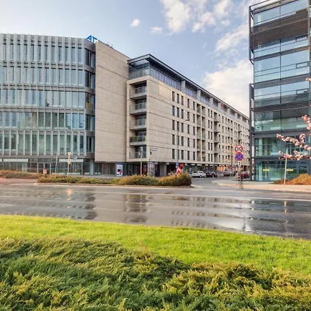 Mira Residence Poznan Old Town & Parking Appartement Poznań